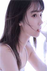 我意外流产时，老公在陪他的白月光是什么