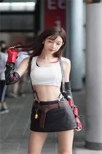 结婚那天我老公的女兄弟跟我穿同款婚服全新