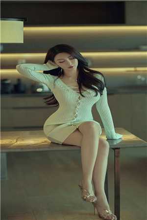 老公为了白月光，把我和女儿扔给狼群最完整版