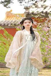 春色满怀，大人轻点宠