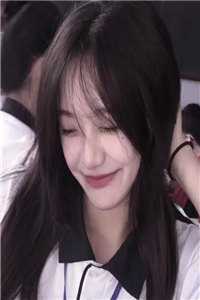 穿书后，我和闺蜜发疯吊打白月光
