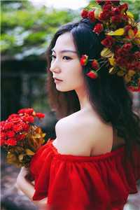 怀孕六月，老公推我下海救小青梅