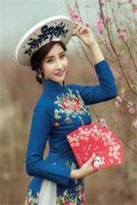 清明节，搬家遇上恋爱脑恶邻