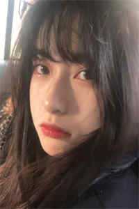 风月不入她眼眸