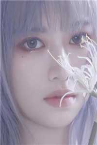 前尘旧梦，爱恨成灰
