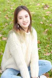 手撕开我妈车装太妹的资助生