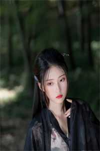真心错付？王妃转身披甲赴戎机