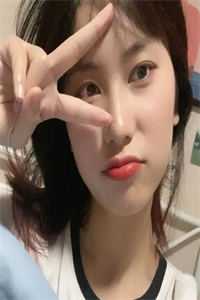 未婚妻白月光得了癌症，她毫不犹豫给他做了试管