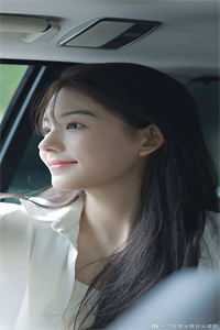 未婚妻在会议室被围观后，她悔疯了
