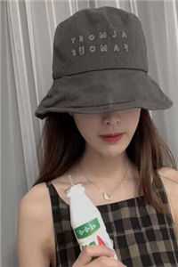 哑巴竹马惨死五年后，歌后直播自曝：我害的！全网炸了！