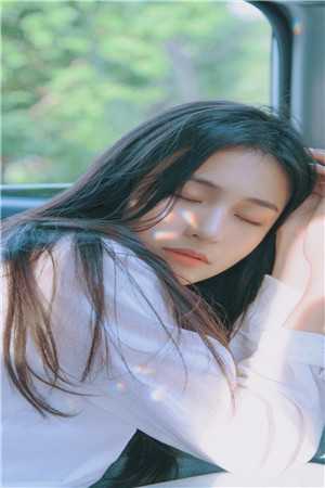 蜜月遇到地震，老公丢下我带小三跑了