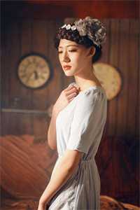 妻子为竹马出气给女儿灌酒，可她才吃头孢