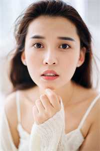 未婚妻爱上贫困生，上门找我退婚