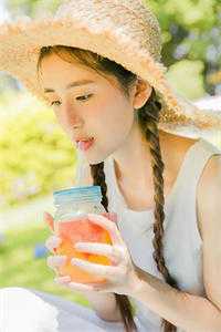 重生后，手撕带弹幕系统的绿茶女主