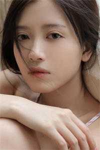 成了富婆的专属男模后前女友疯了