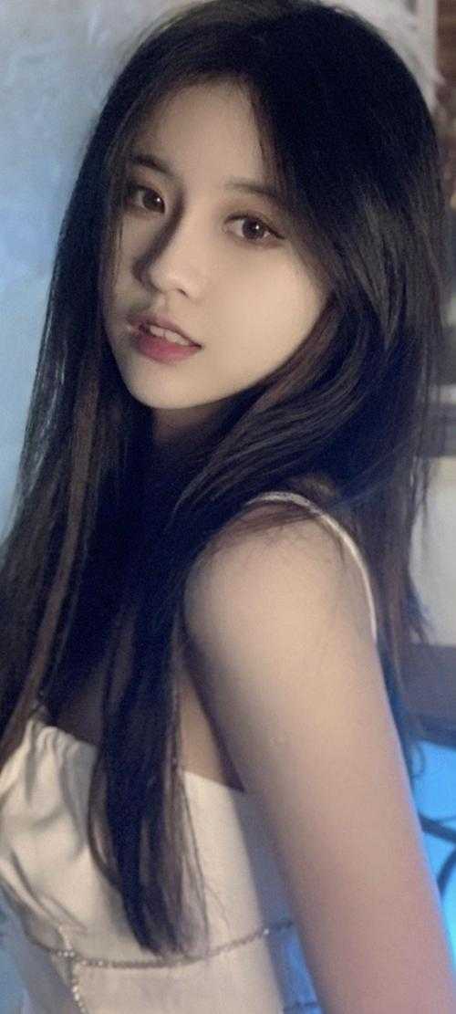 我为爱假死脱身，却意外撞见妻子出轨