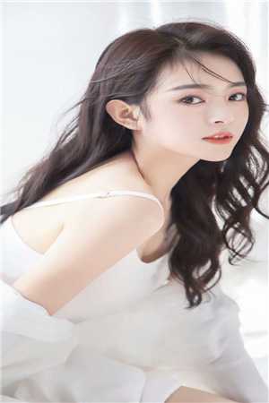 我吻过寂静的风