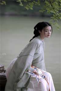 枯木折枝再逢春