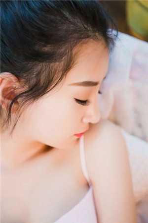 为假死的丈夫守寡三年后，我带着儿子嫁给了他首长