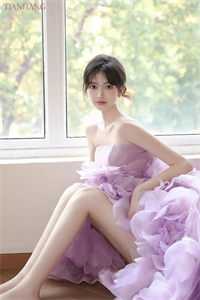 美女邻居不怀好意