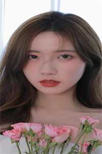 陪未婚夫白手起家后，他却要娶我闺蜜