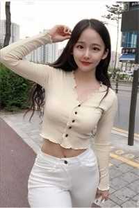 柔弱宠妃哭唧唧，腹黑帝王轻声哄