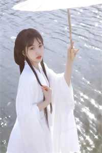 男朋友为白月光装瘸整蛊我后，我假死教他做人