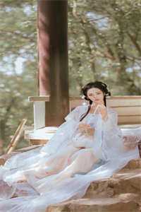 攻略神女失败后，我死遁放弃了