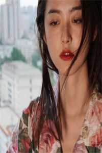 婢女嫁侯府抢我婚约气运，重生后我直接当皇后