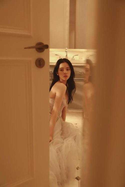 女儿的童养夫欺辱她？她可是皇上唯一的公主