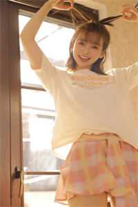 夫君竹马爱替身？女将军靠弹幕撕剧本！