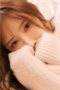 把捡到的女婴养大后，我后悔了