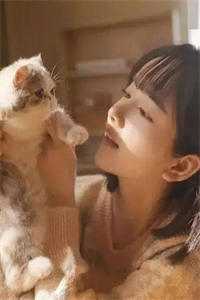 健身房男女