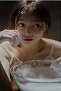 为白月光点天灯，妻子竟拍卖女儿做母亲的机会