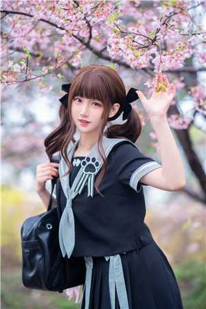 订婚宴未婚夫改娶养妹，我当场改嫁他的残疾大哥