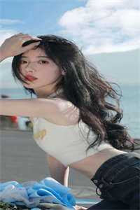男友在妈妈葬礼上跑了，转身陪干妹妹过生日