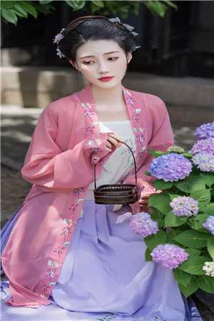 家族除名当天，天道为我辩经